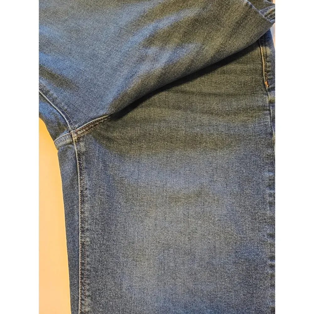 American Eagle Mom Jeans Womens Size 8 Regular Blue High Rise Medium Wash Casual